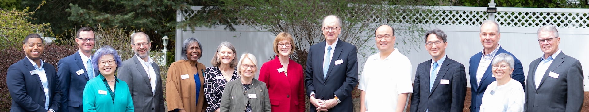 A team photo of the UMFNE board